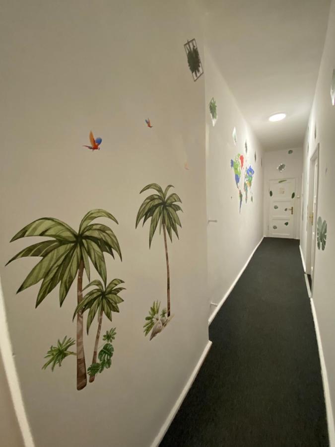 Jungle Rooms Гданськ Екстер'єр фото