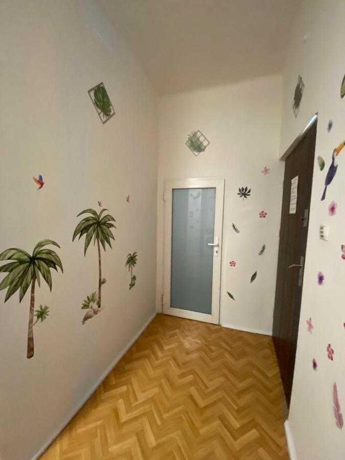 Jungle Rooms Гданськ Екстер'єр фото