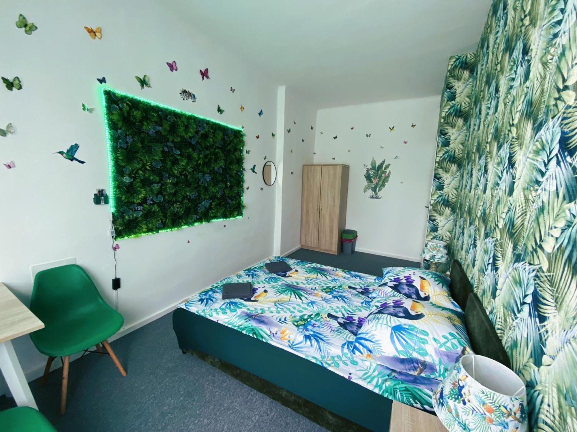 Jungle Rooms Гданськ Екстер'єр фото