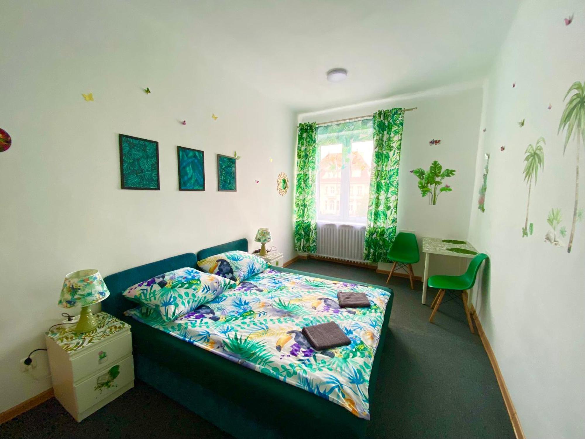 Jungle Rooms Гданськ Екстер'єр фото